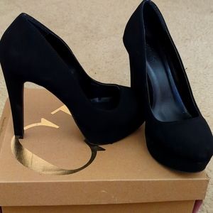 Black high heel shoes